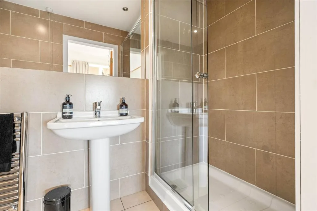 4 bedroom apartment for rent
