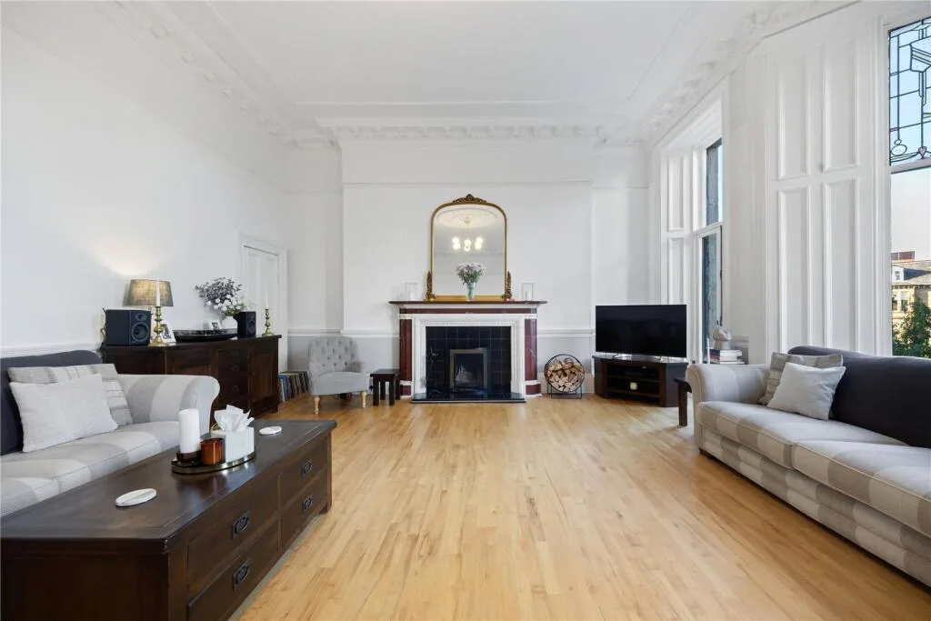 4 bedroom apartment for rent