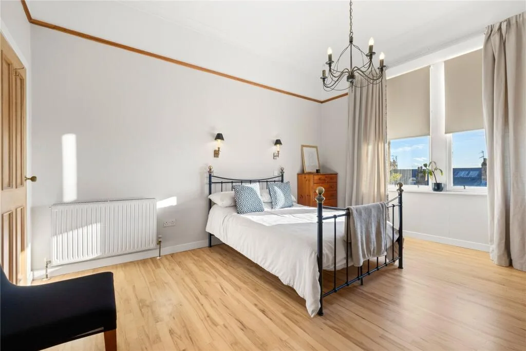 4 bedroom apartment for rent