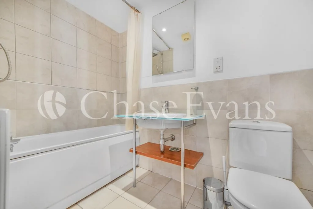 5 bedroom terraced house for rent