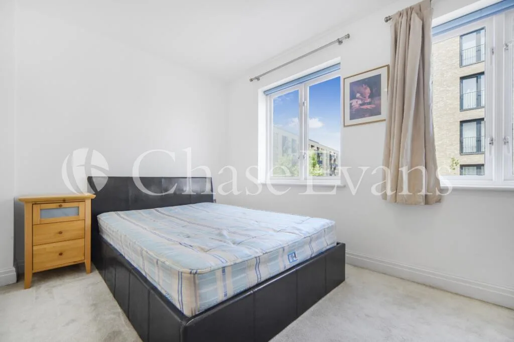 5 bedroom terraced house for rent