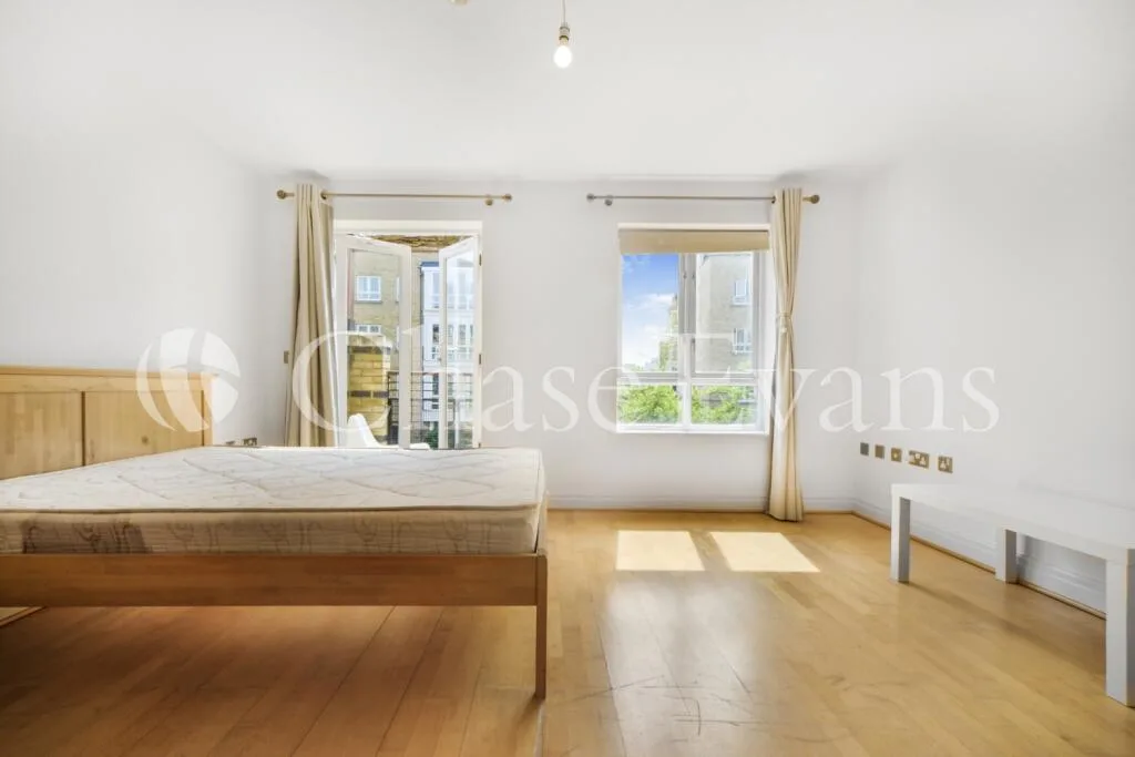 5 bedroom terraced house for rent