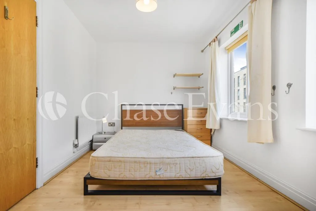 5 bedroom terraced house for rent