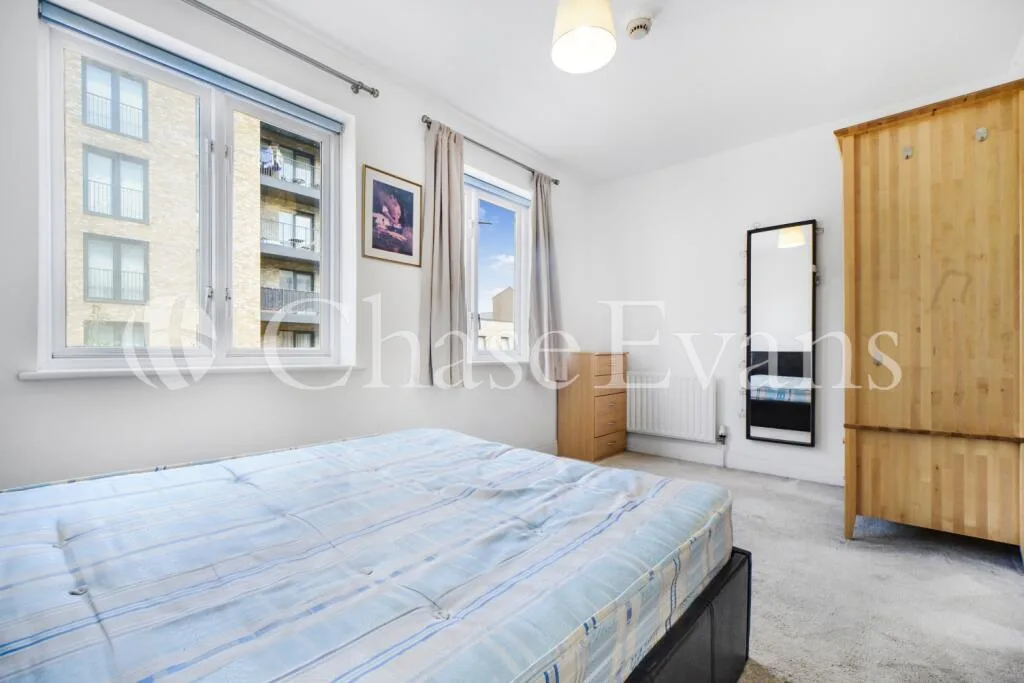 5 bedroom terraced house for rent