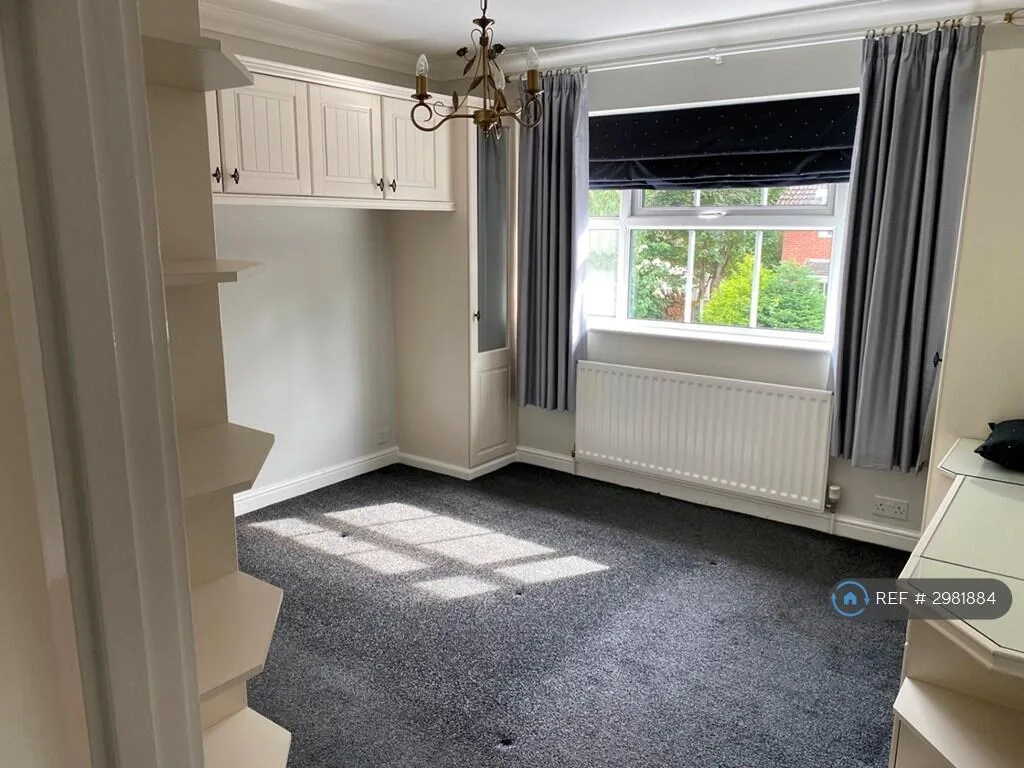 4 bedroom detached house for rent