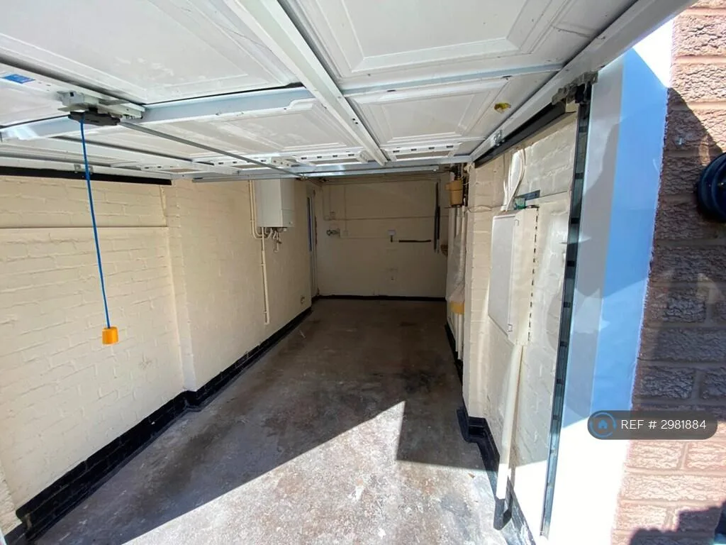 4 bedroom detached house for rent