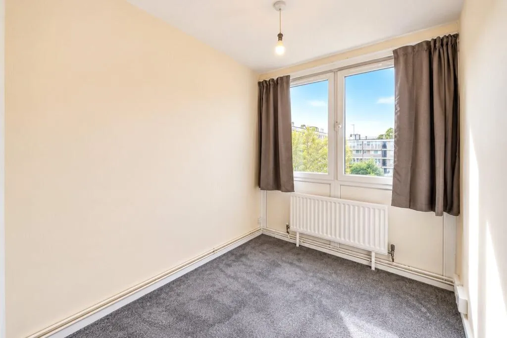 3 bedroom maisonette for rent
