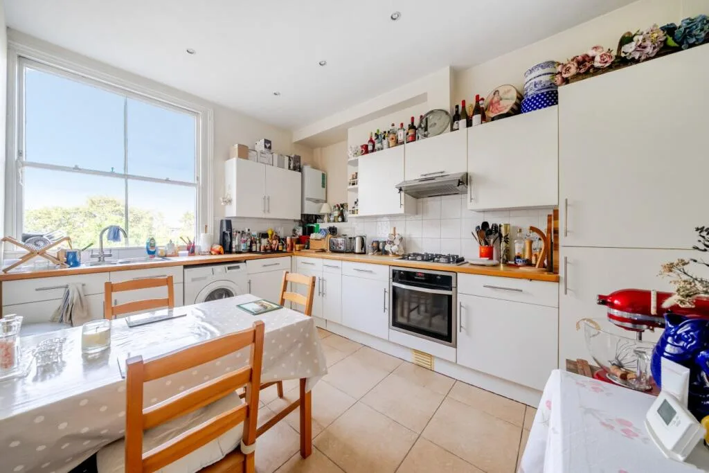 2 bedroom terraced house for rent