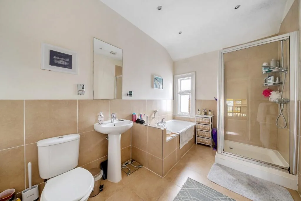2 bedroom terraced house for rent