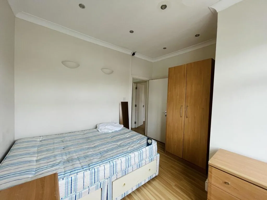 3 bedroom flat for rent