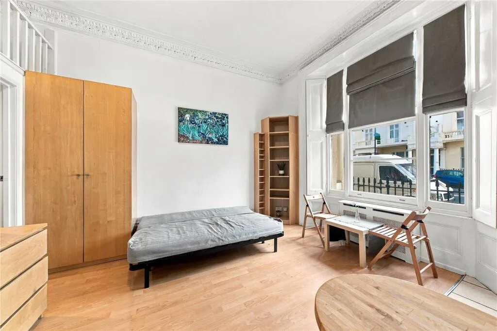 Studio apartment for rent
