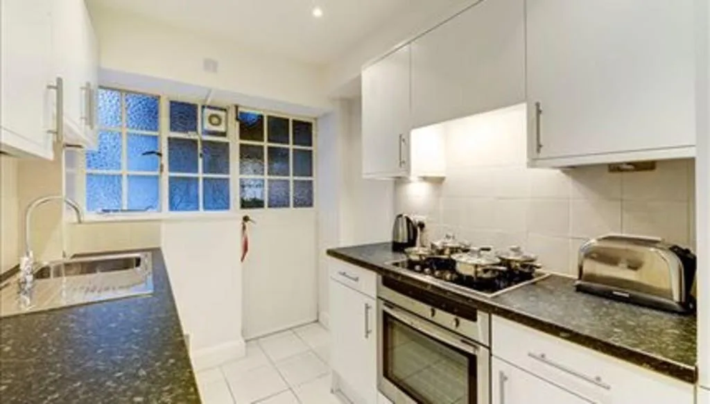 2 bedroom flat for rent
