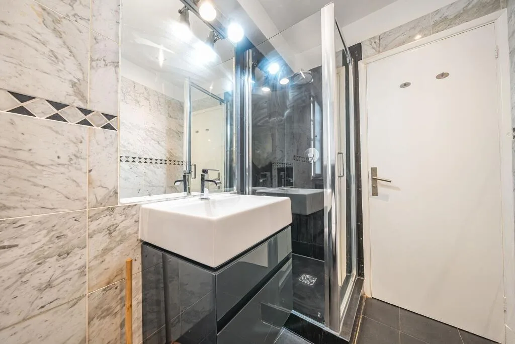 Studio flat for rent