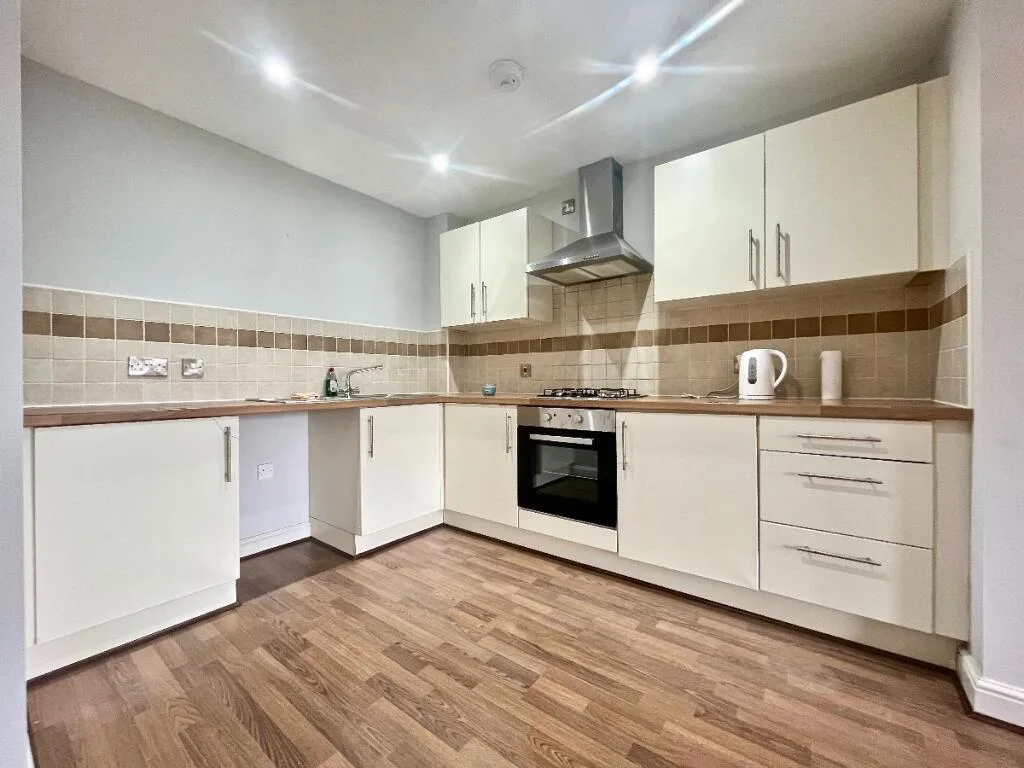 2 bedroom flat for rent