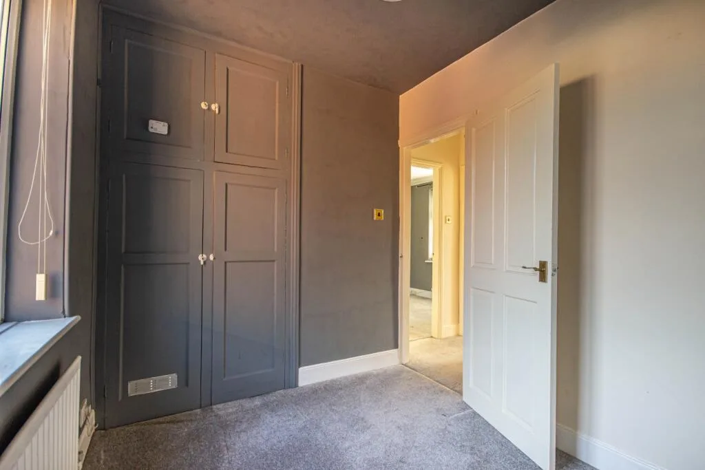 3 bedroom semi-detached house for rent