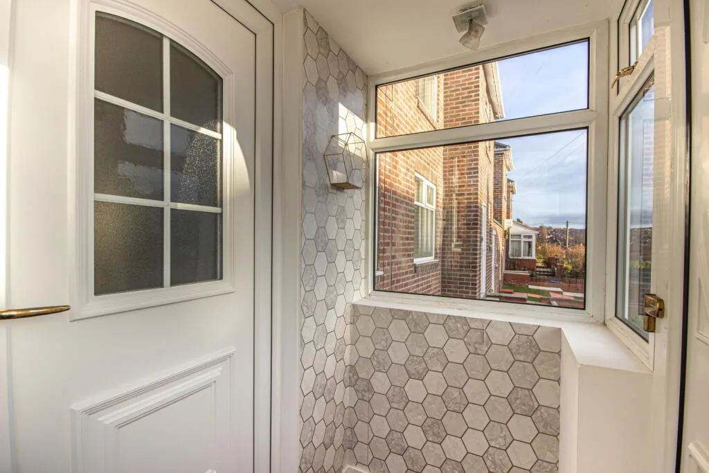 3 bedroom semi-detached house for rent