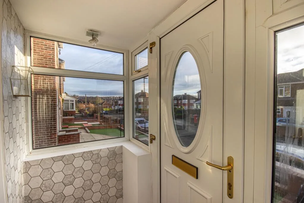 3 bedroom semi-detached house for rent