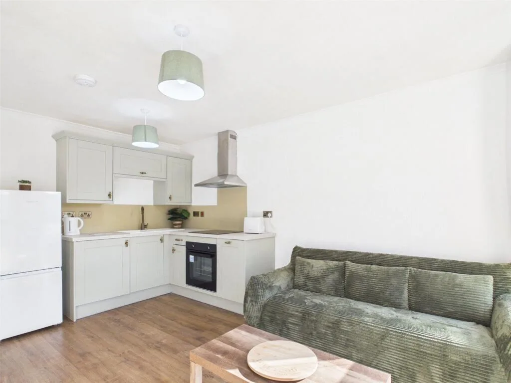 1 bedroom house for rent