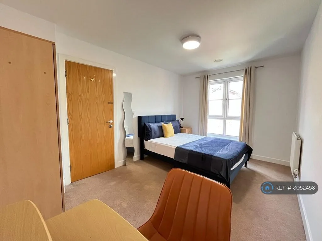 5 bedroom end of terrace house for rent