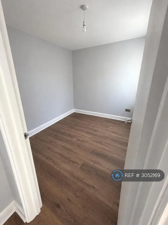 2 bedroom bungalow for rent