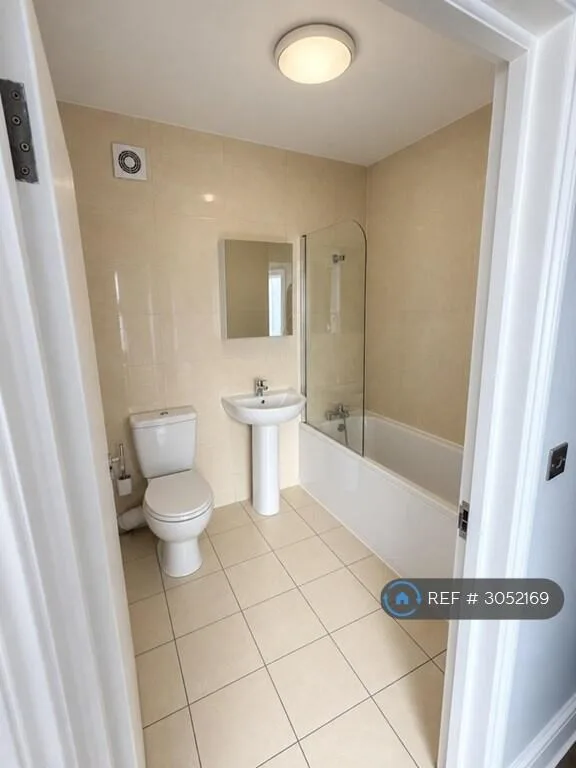 2 bedroom bungalow for rent