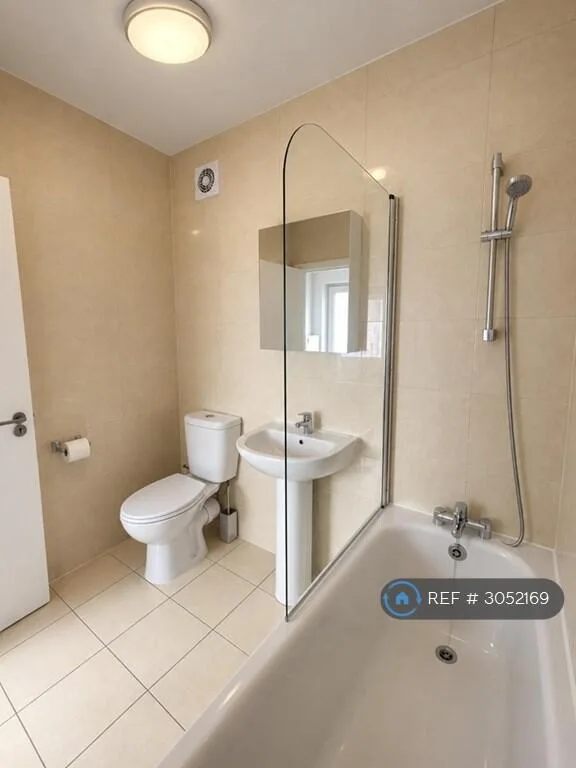 2 bedroom bungalow for rent