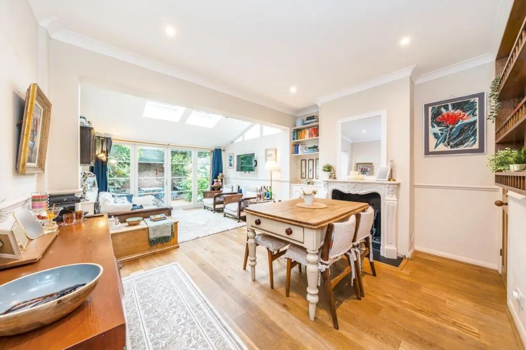 2 bedroom terraced house for rent