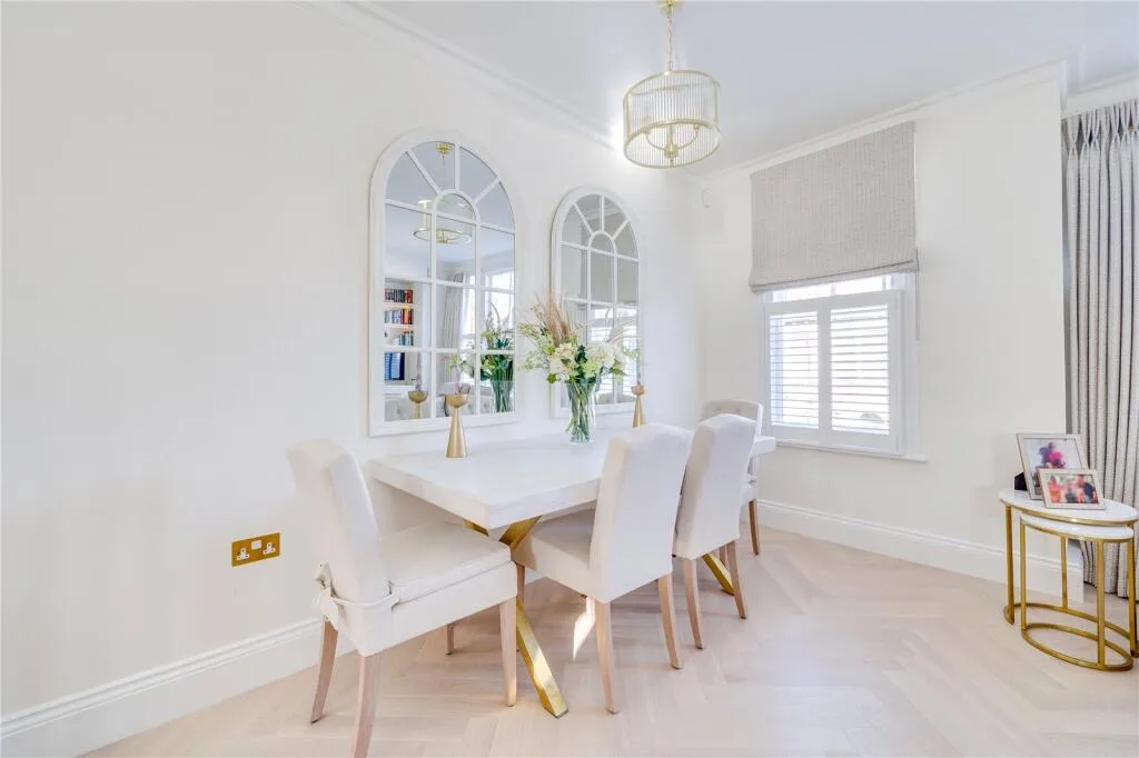 3 bedroom flat for rent