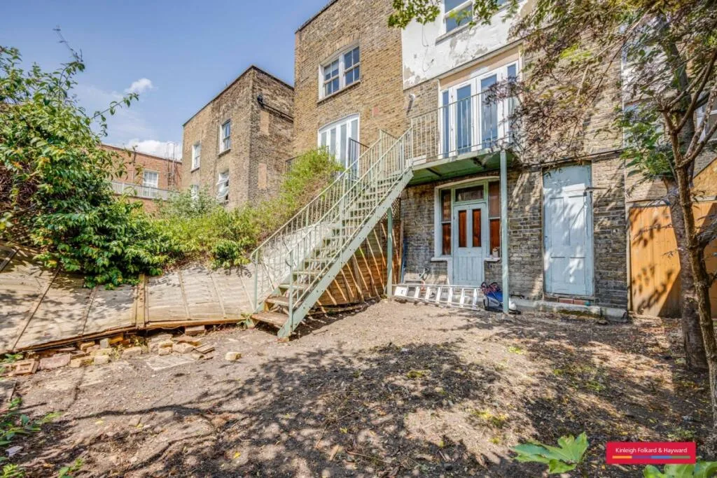 2 bedroom flat for rent