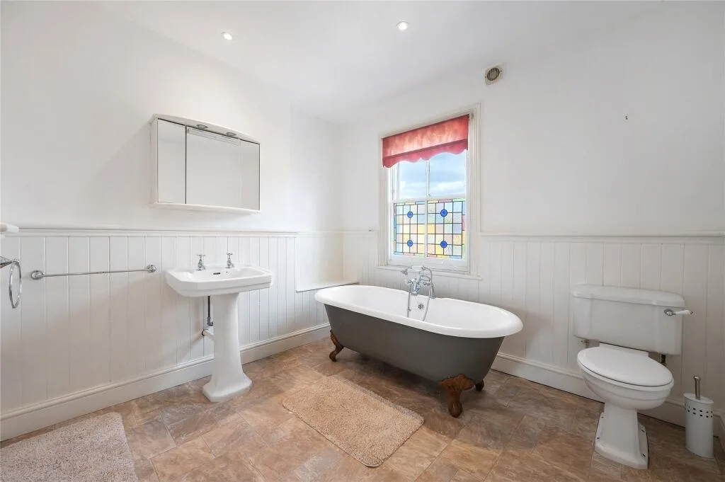 2 bedroom terraced house for rent