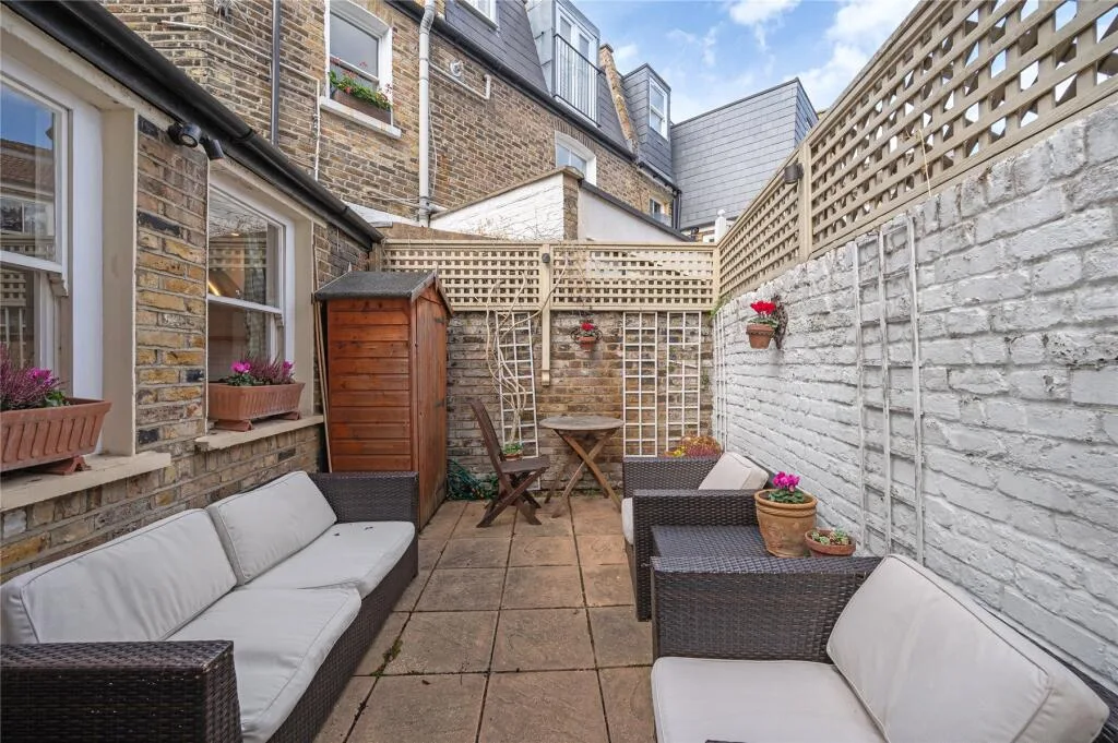 2 bedroom terraced house for rent