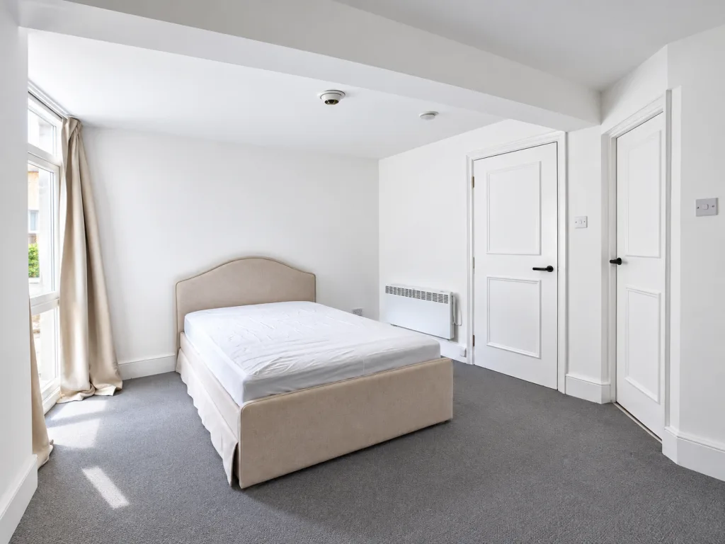 Ground floor studio flat for rent