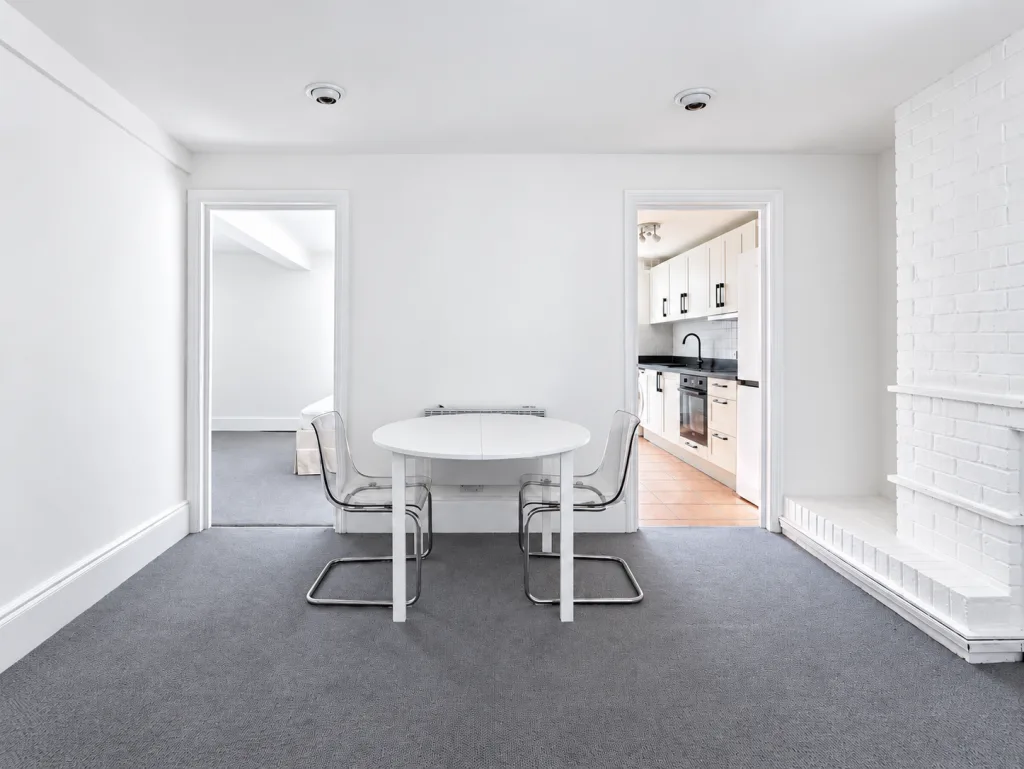 Ground floor studio flat for rent