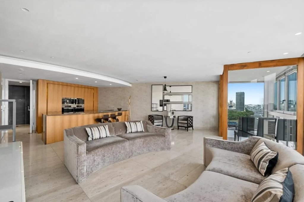 2 bedroom flat for rent