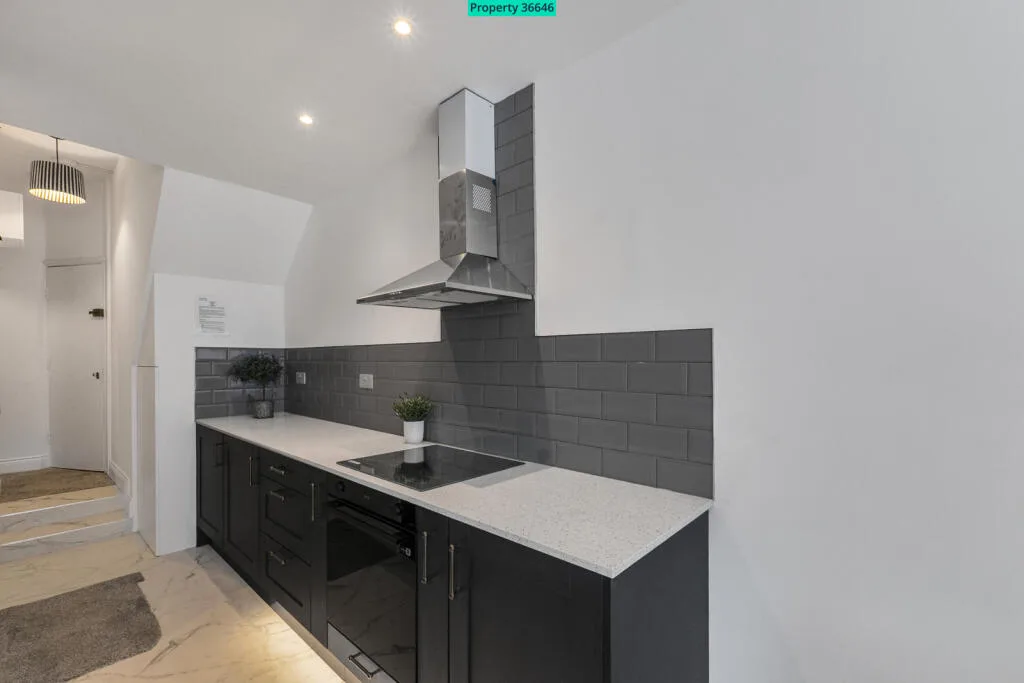 2 bedroom ground floor flat for rent