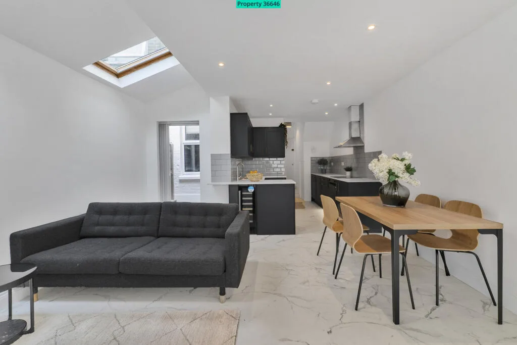 2 bedroom ground floor flat for rent
