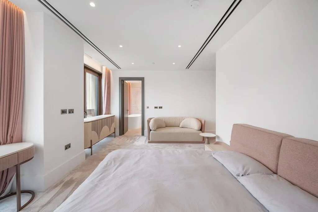 6 bedroom apartment for rent