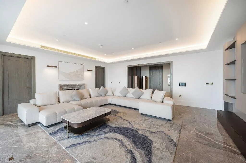 6 bedroom apartment for rent