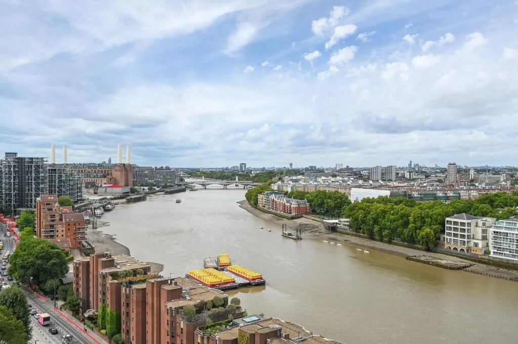 6 bedroom apartment for rent