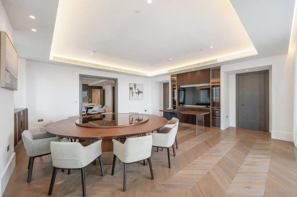 6 bedroom apartment for rent