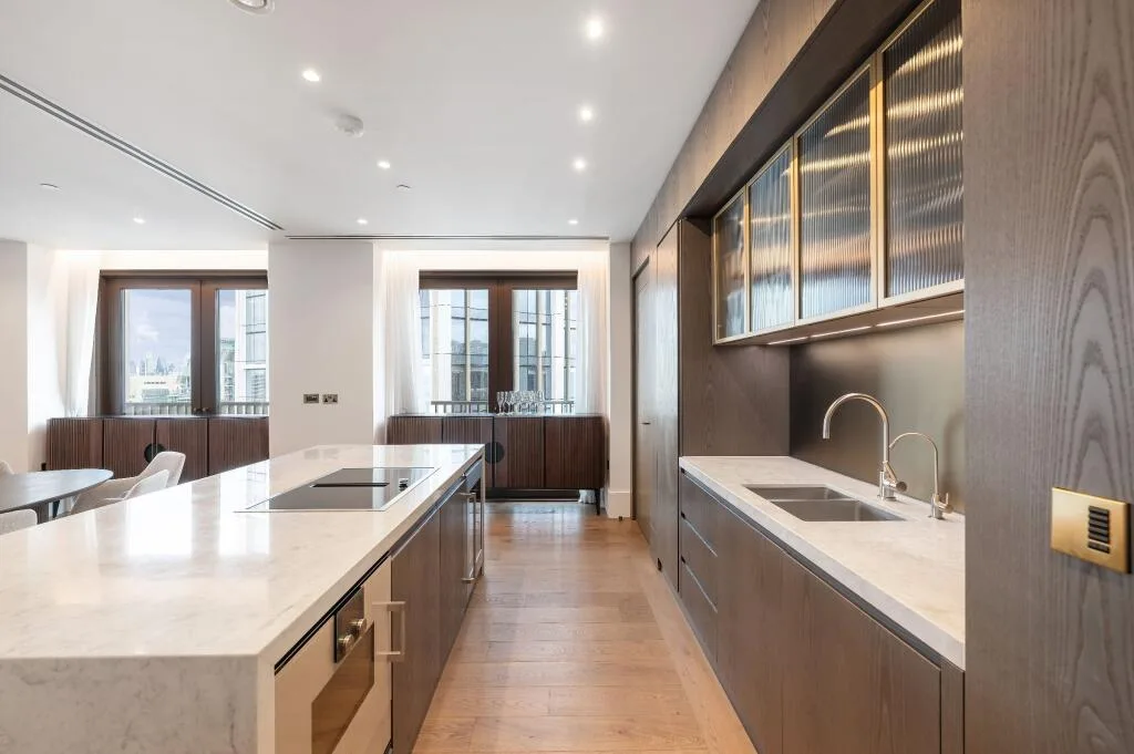6 bedroom apartment for rent
