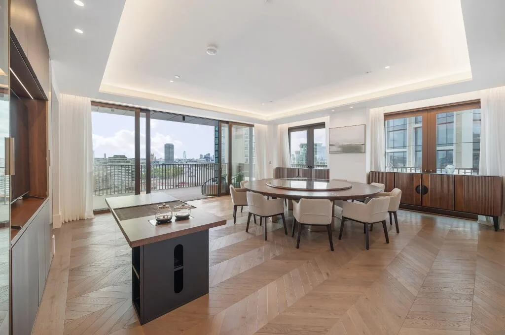 6 bedroom apartment for rent