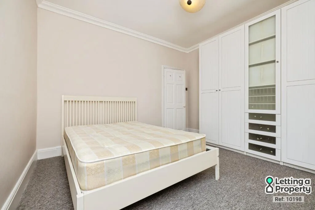 2 bedroom ground floor maisonette for rent