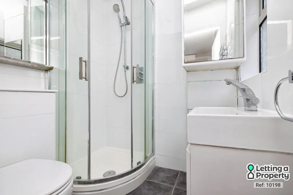 2 bedroom ground floor maisonette for rent