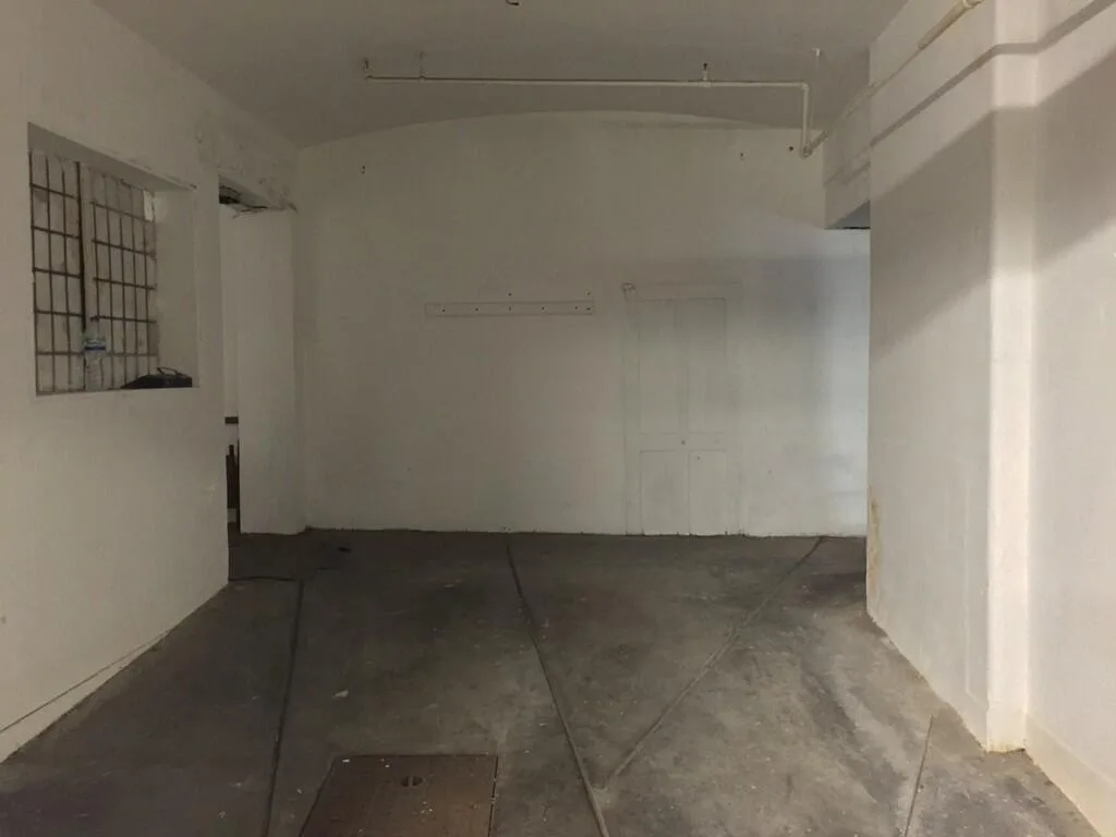 Garage for rent