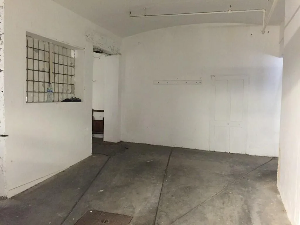 Garage for rent