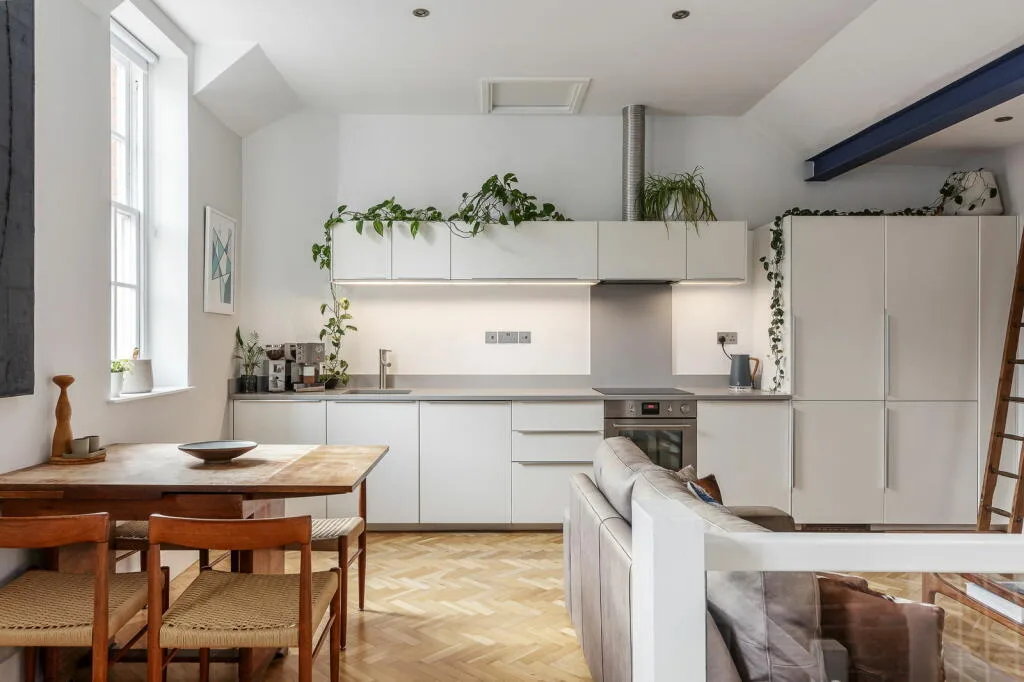 2 bedroom town house for rent