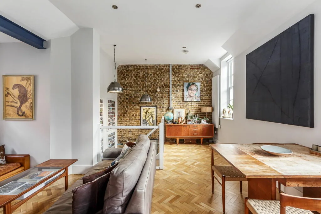 2 bedroom town house for rent