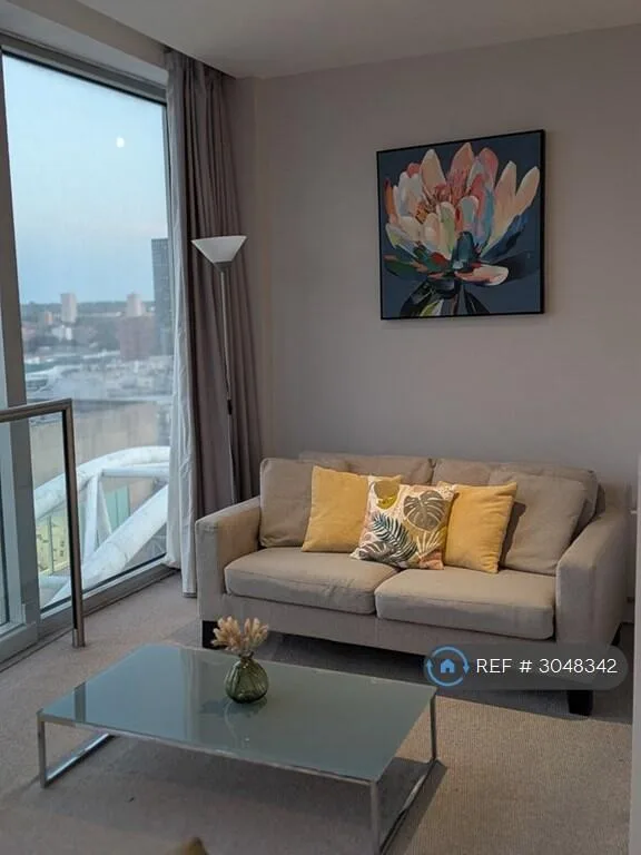Studio flat for rent