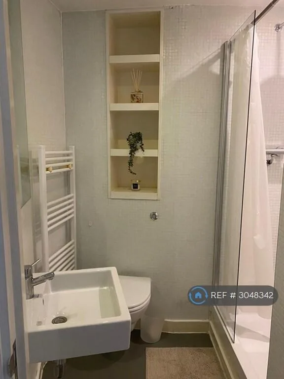 Studio flat for rent